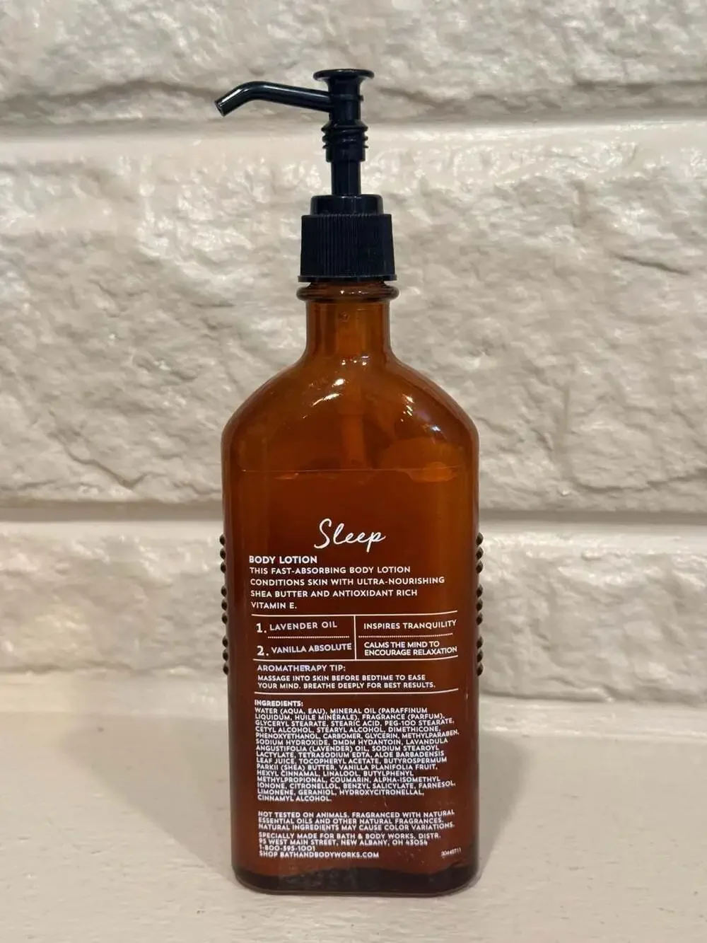 Bath & Body Works Aromatherapy Sleep Lavender Vanilla Lotion 6.5 fl oz READ